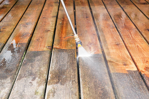 Best Deck Cleaning Services  in Jonesboro, IN